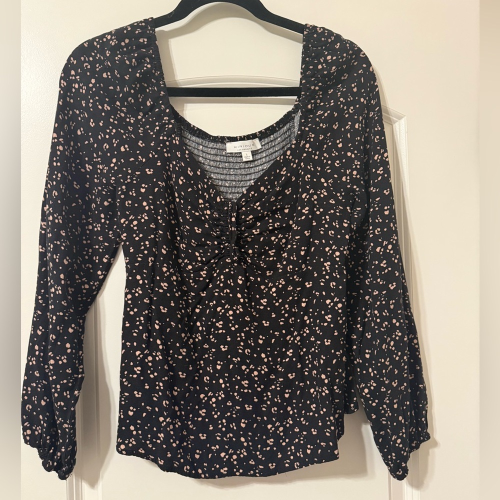 Black/Tan Patterned Blouse